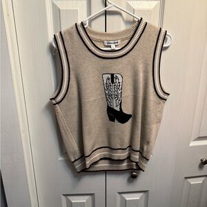 Vigoss Beige Sweater Vest with Black Boot Design